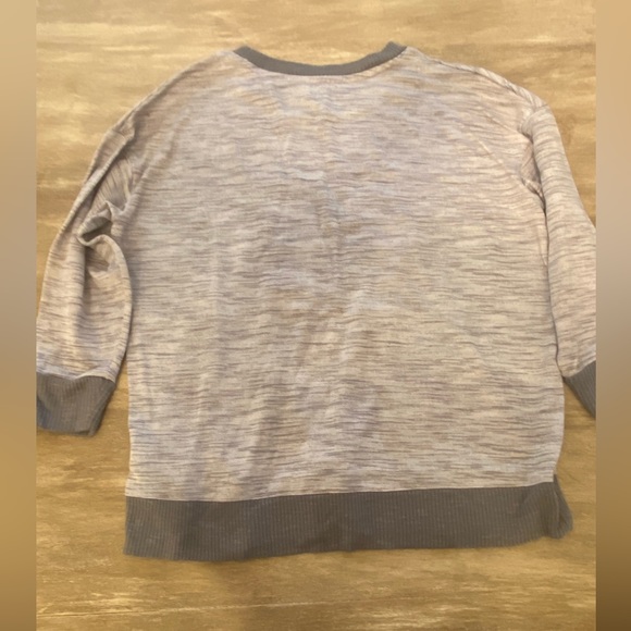 Maternity pajama top - Picture 3 of 3